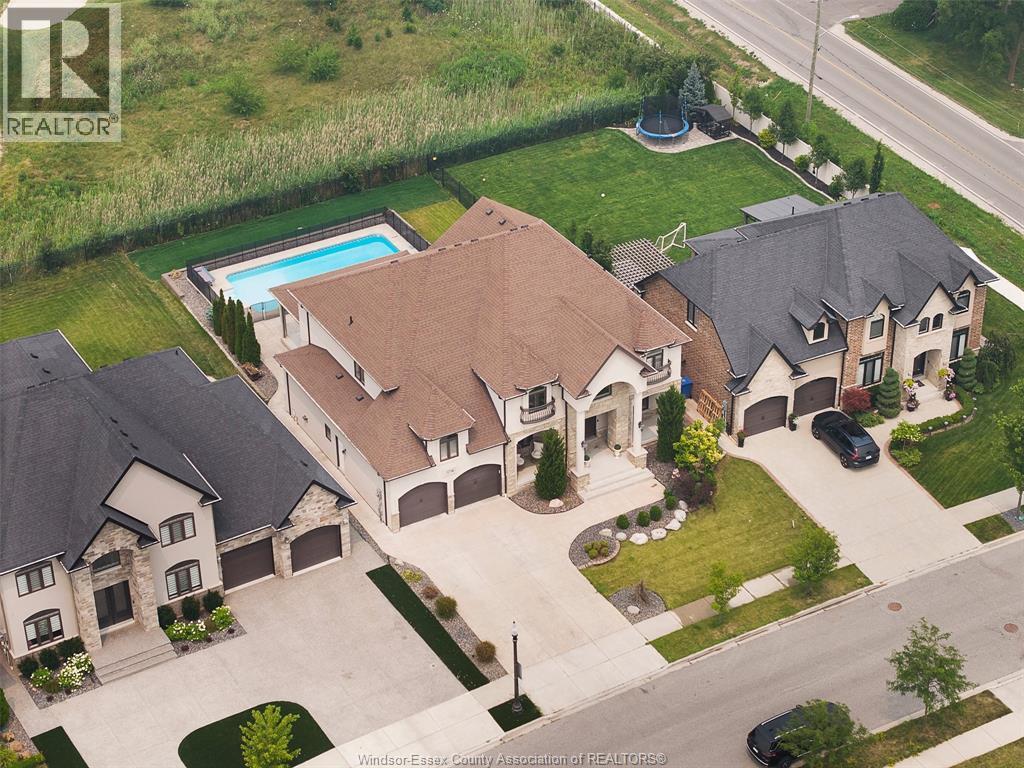 3756 ST. FRANCIS CRESCENT - 2