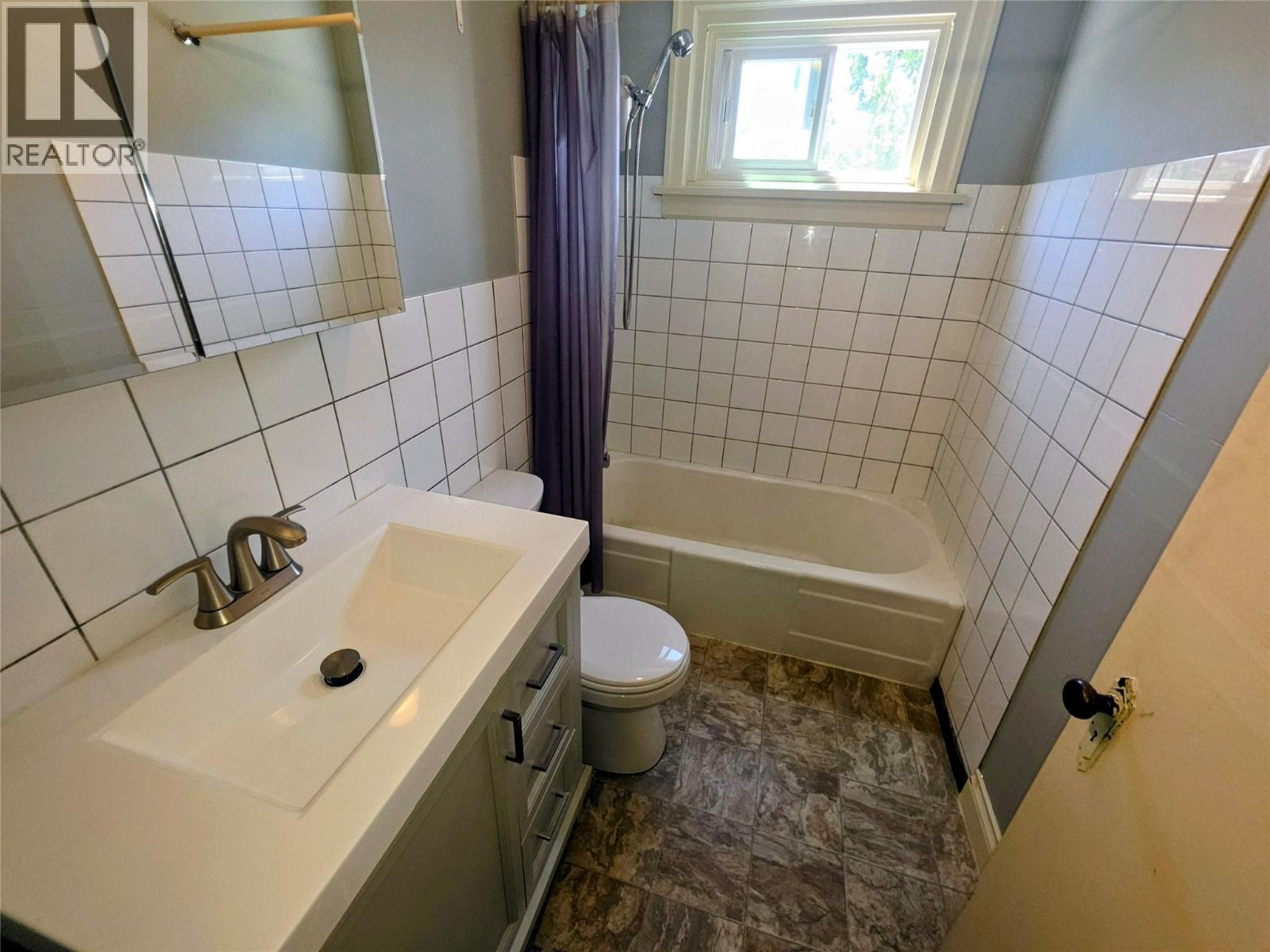 1188 Columbia Avenue - 10