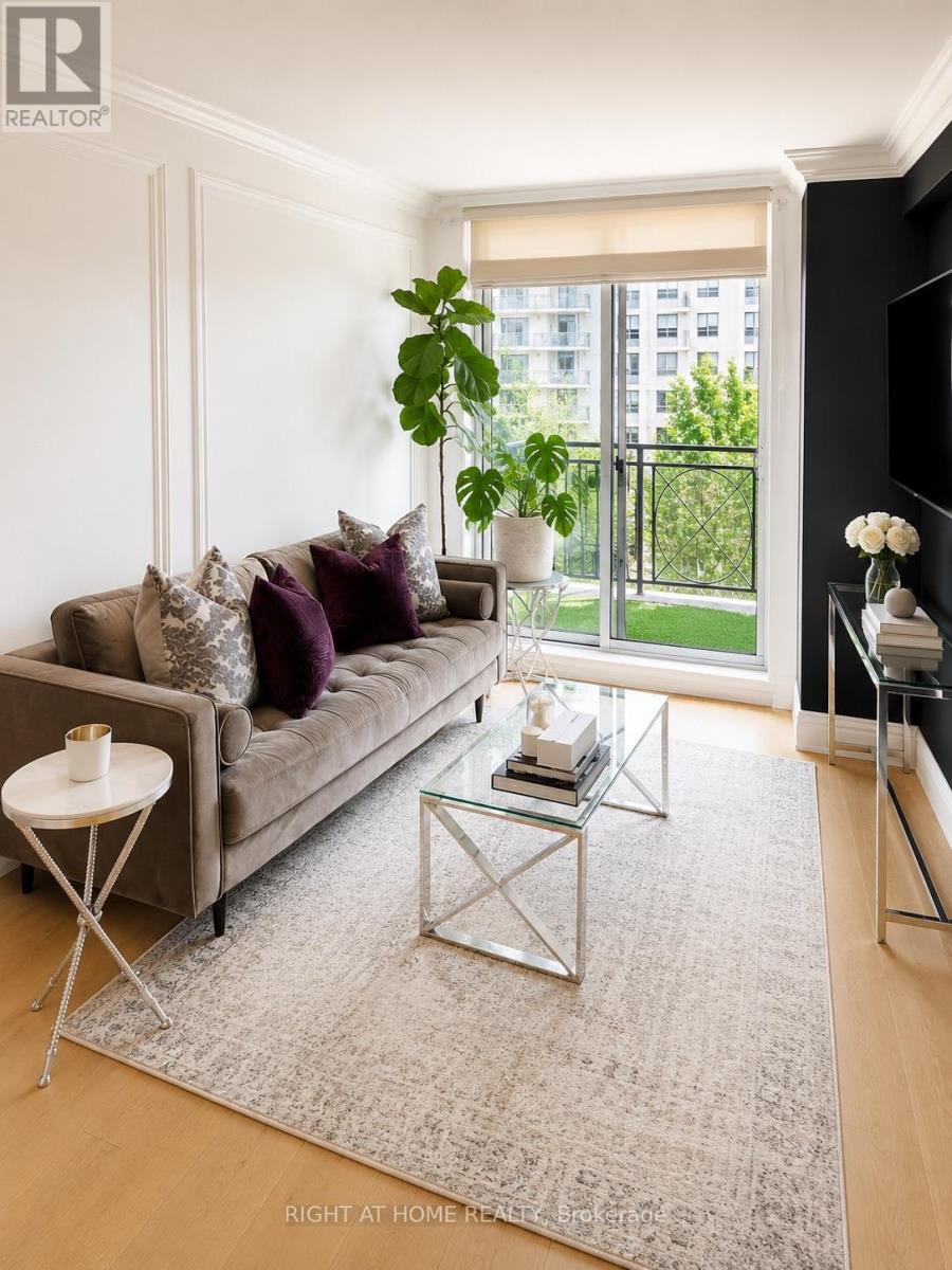 #403 650 SHEPPARD AVENUE E - 6