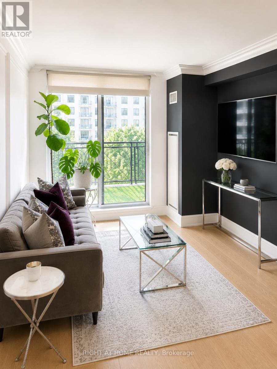 #403 650 SHEPPARD AVENUE E - 7