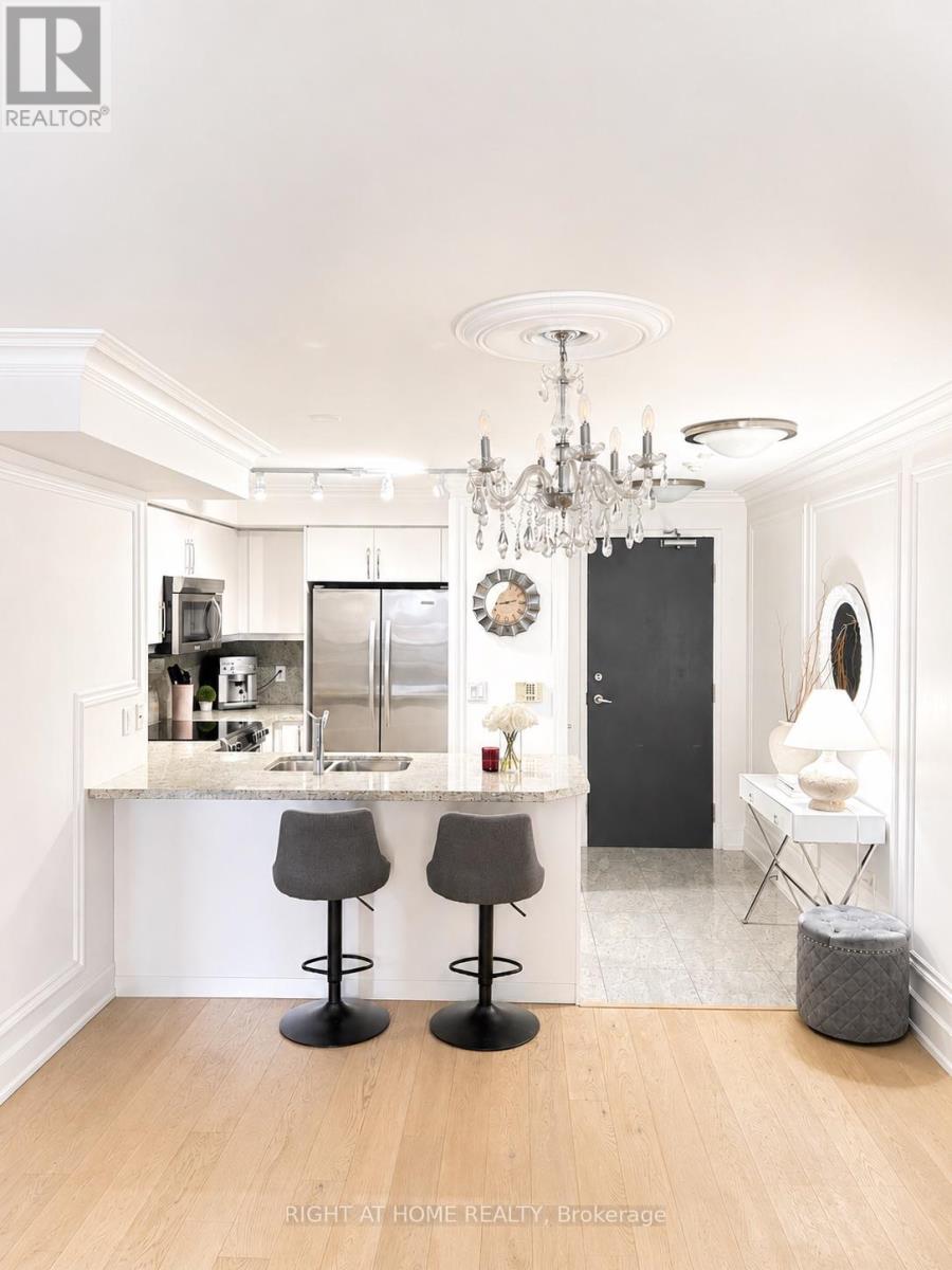 #403 650 SHEPPARD AVENUE E - 9