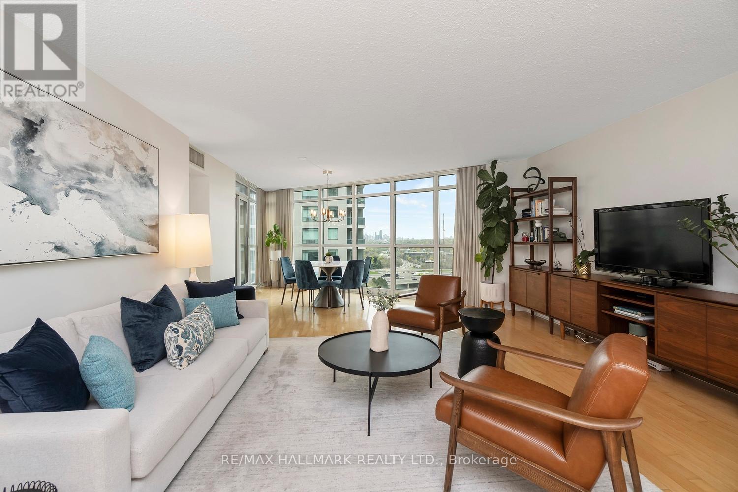 #1902 28 HARRISON GARDEN BOULEVARD - 12