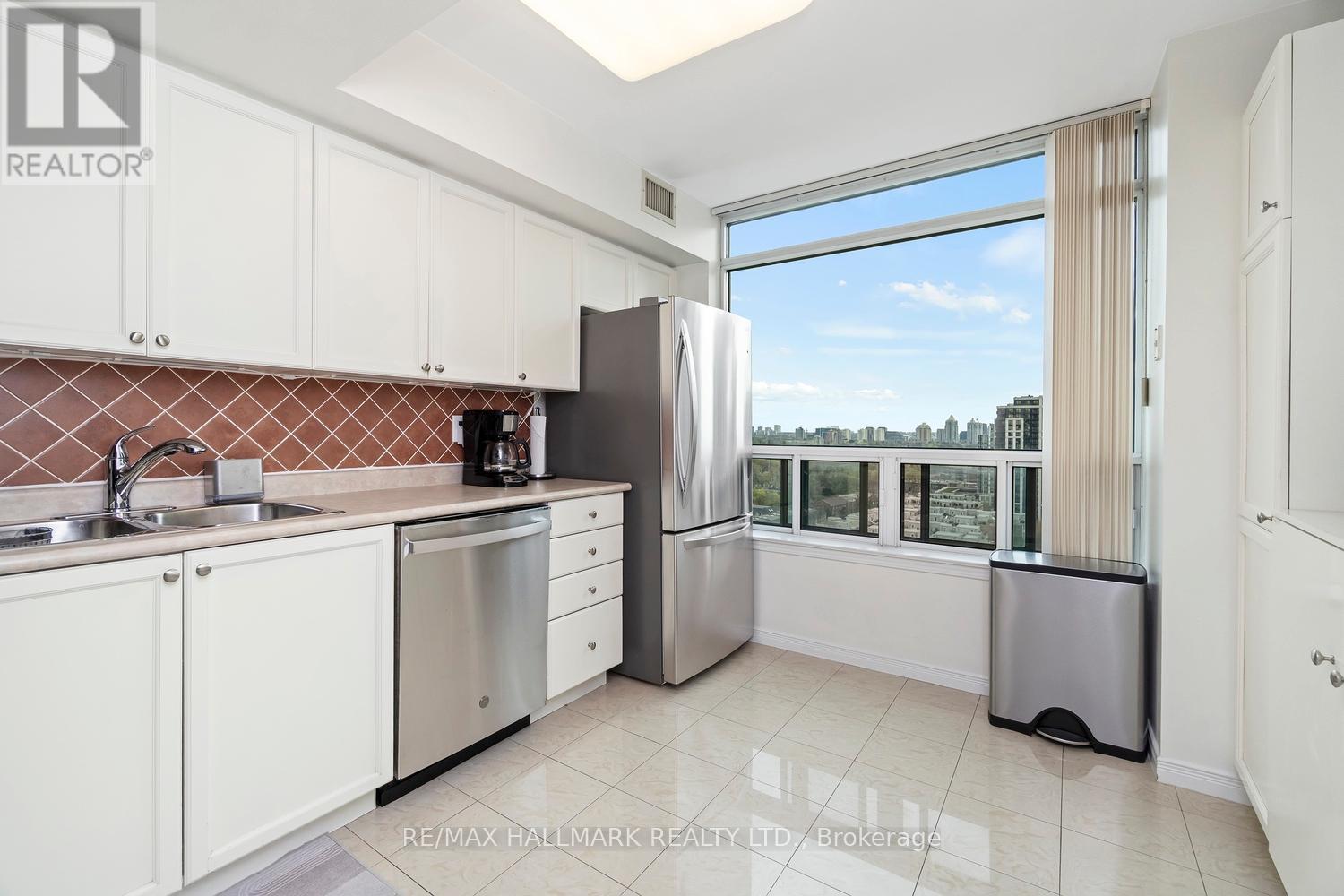 #1902 28 HARRISON GARDEN BOULEVARD - 6