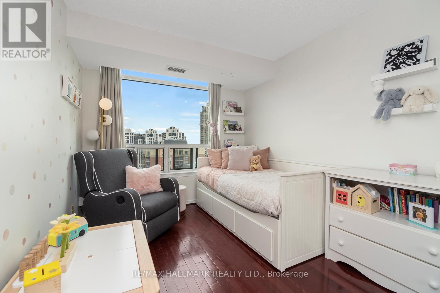 #1902 28 HARRISON GARDEN BOULEVARD - 9