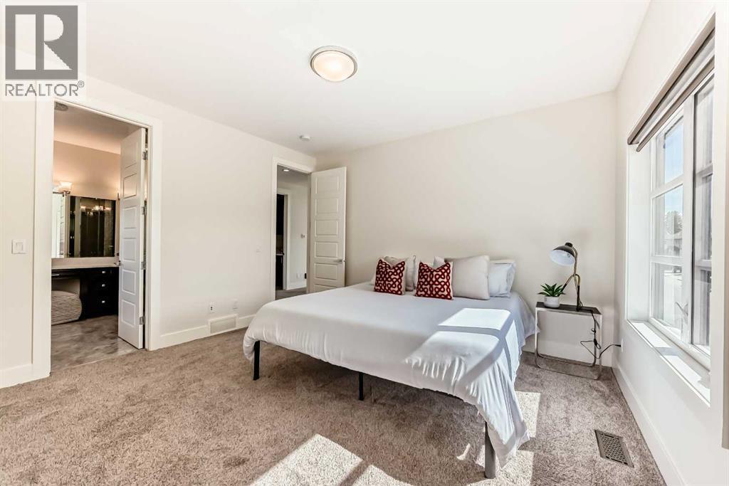 602 22 Avenue NE - 28