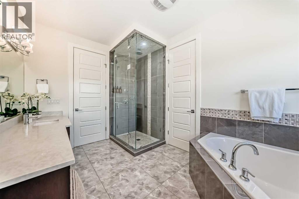 602 22 Avenue NE - 30