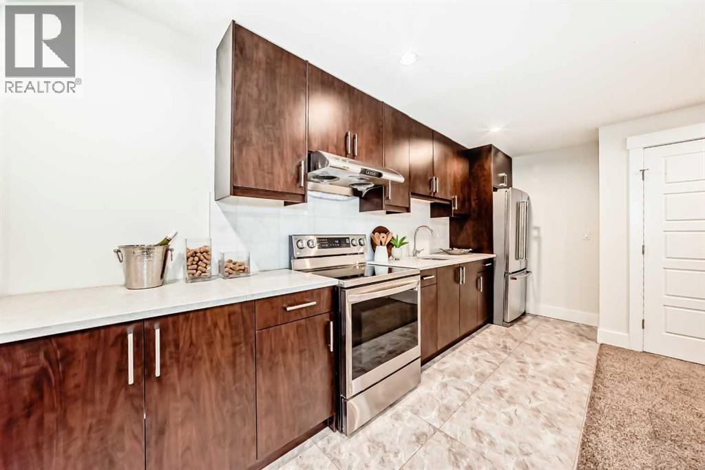 602 22 Avenue NE - 37