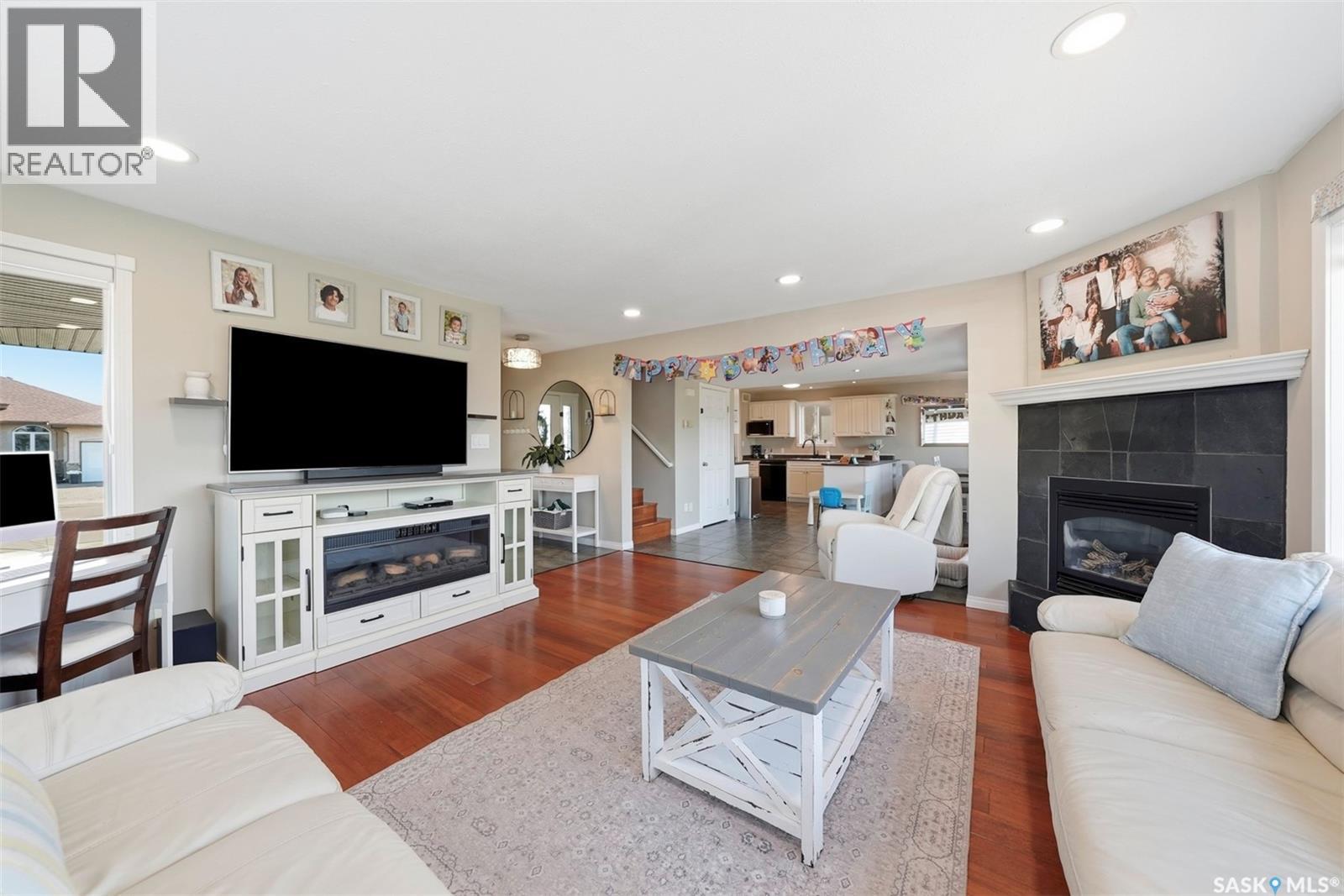 813 Sandy RISE - 9