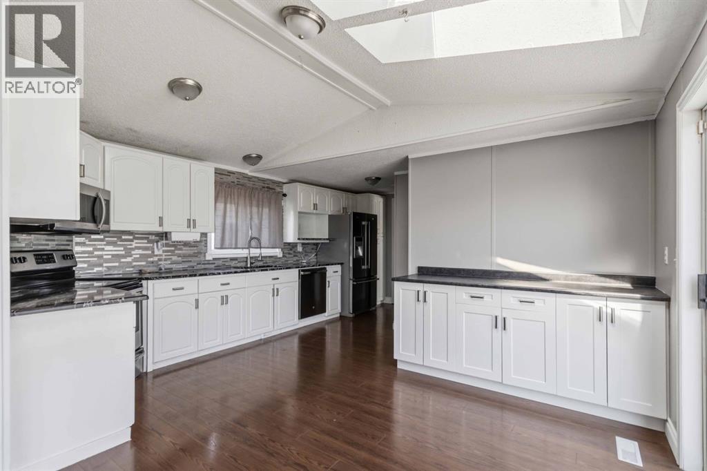 137 Cree Road - 10