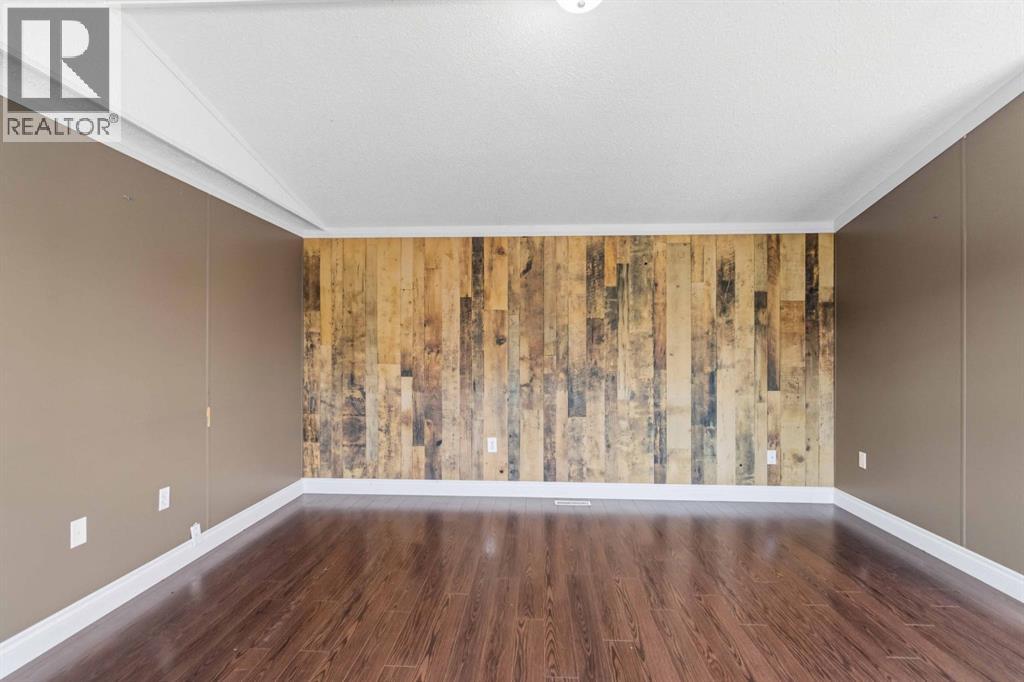 137 Cree Road - 6