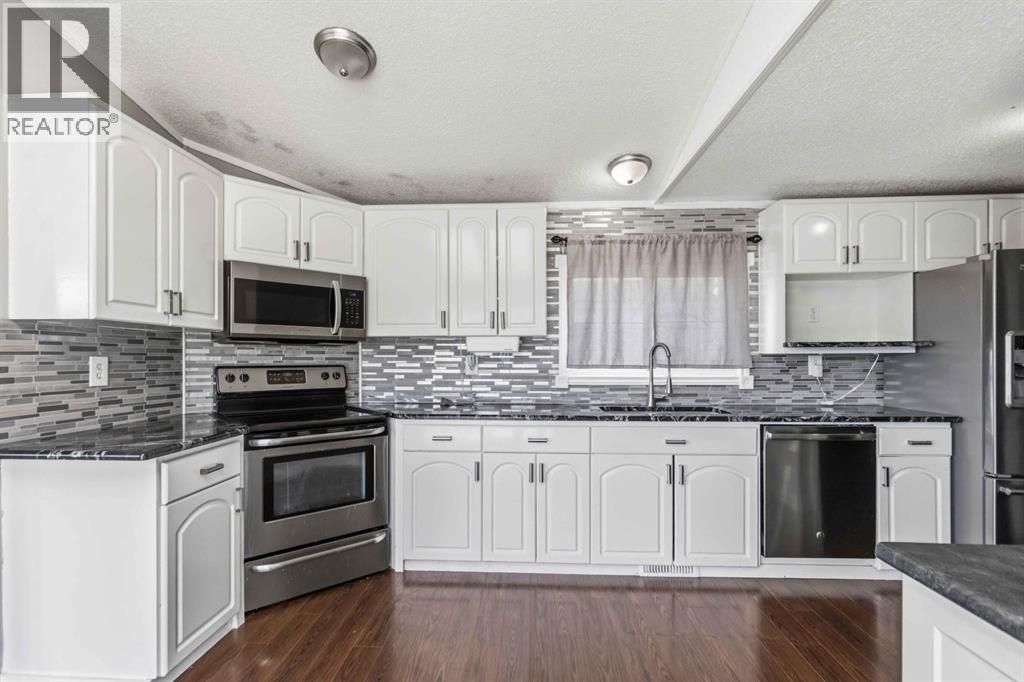 137 Cree Road - 11