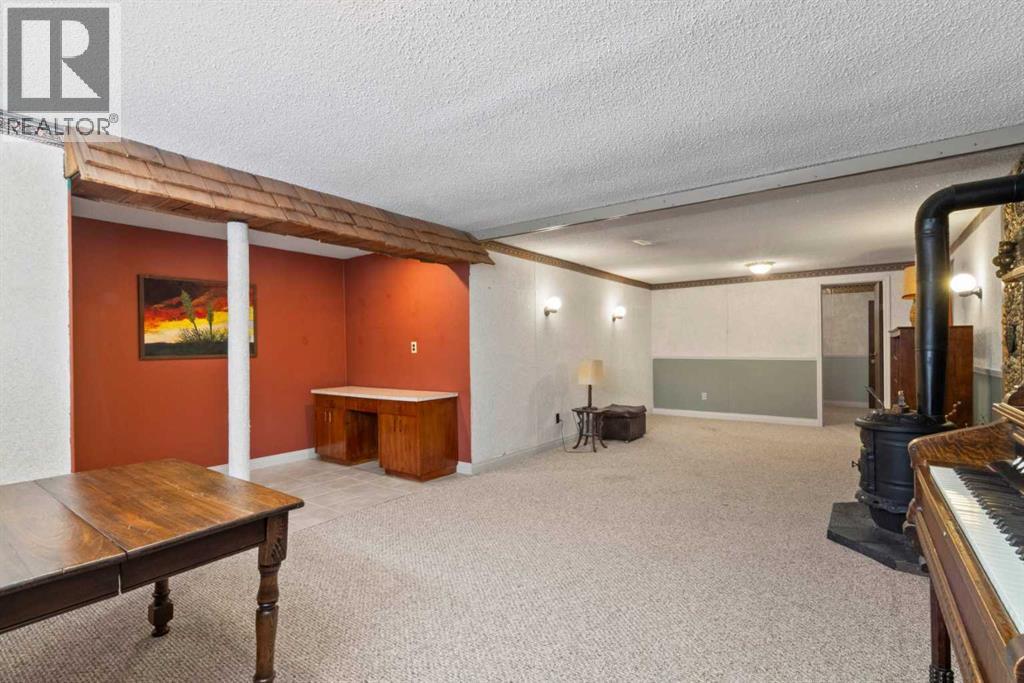 6832 Huntchester Road NE - 13