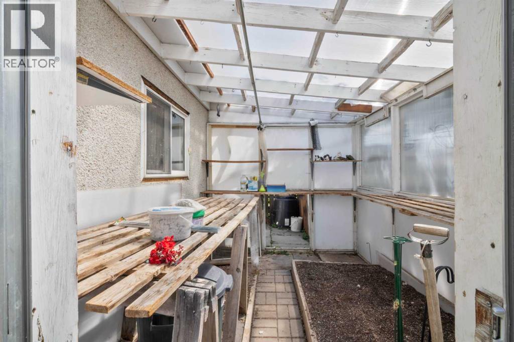 6832 Huntchester Road NE - Image 22