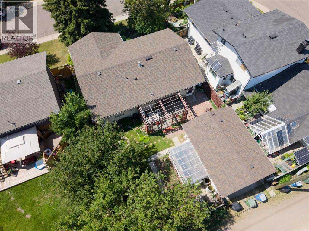 6832 Huntchester Road NE - Image 23