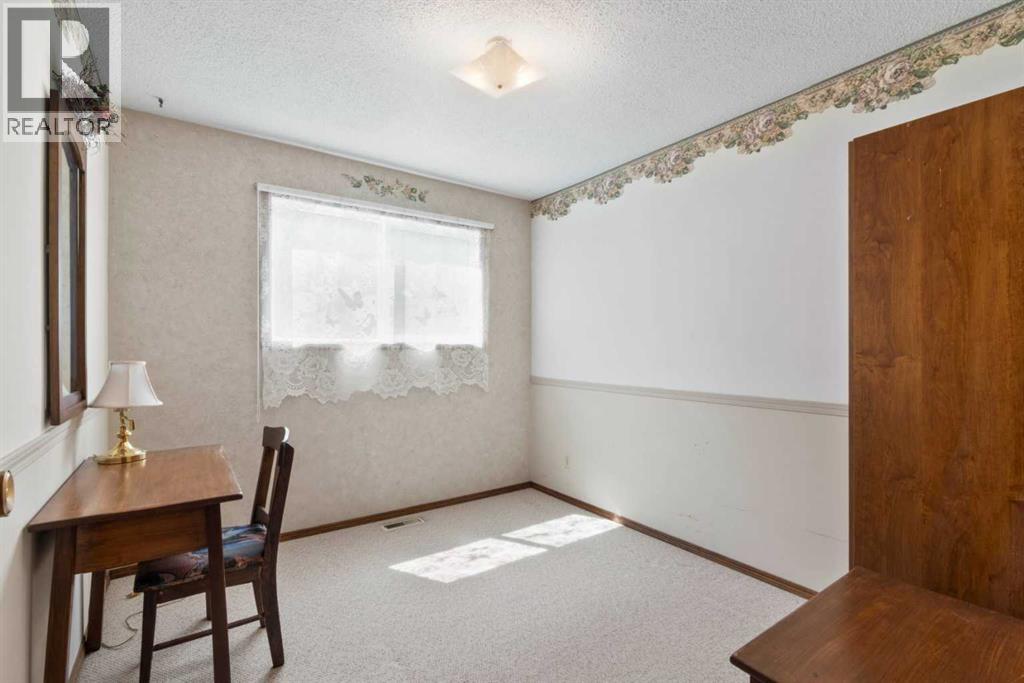 6832 Huntchester Road NE - 9