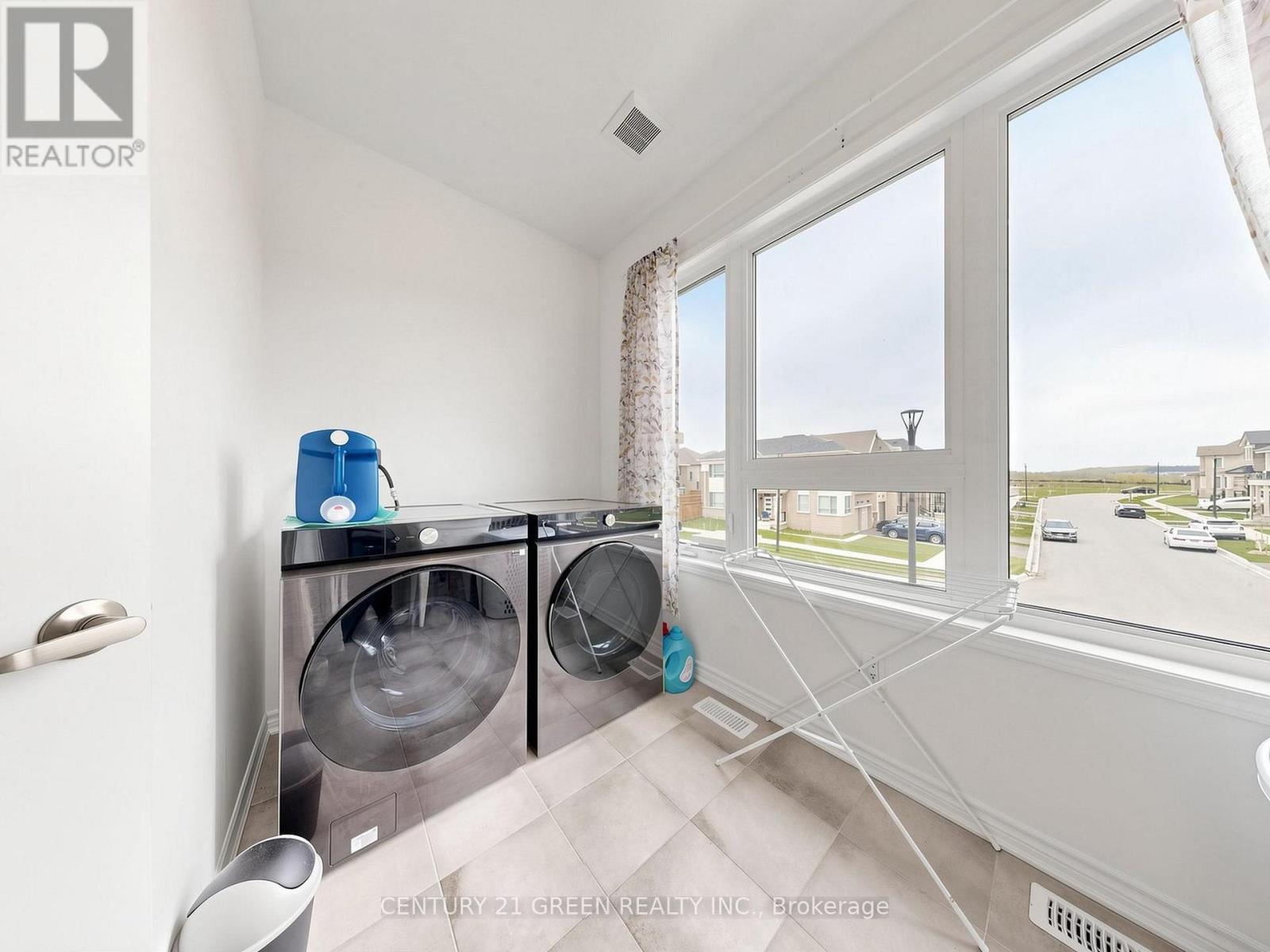 3089 BLAZING STAR AVENUE - 34