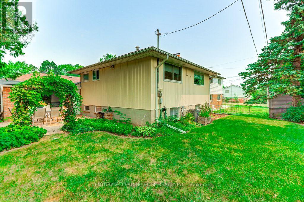 107 DRAKEFIELD ROAD - Image 33
