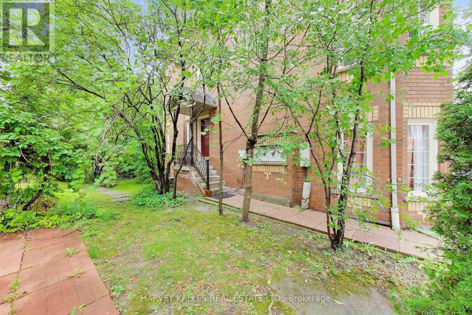 #74 95 WELDRICK ROAD - 34