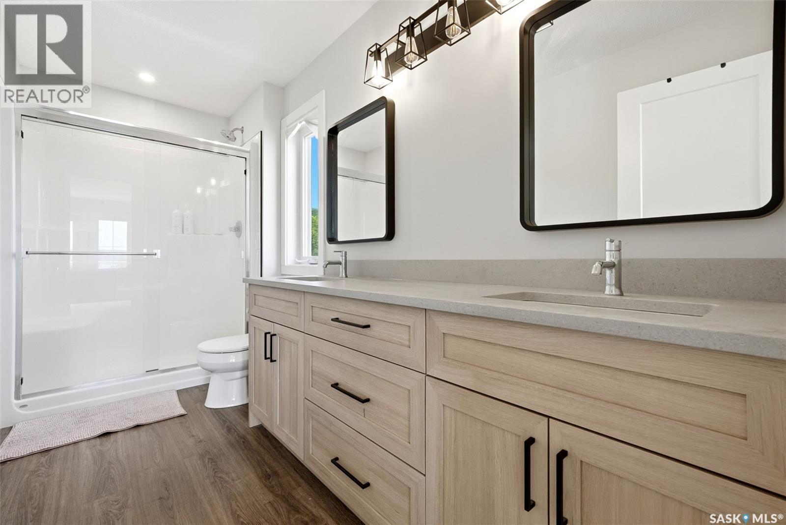 25 Aaron DRIVE - Image 21