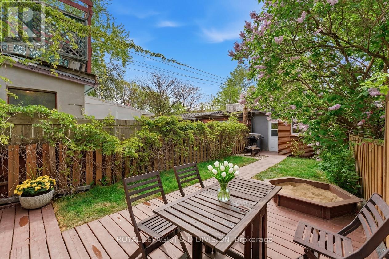 41 NOBLE STREET - 12