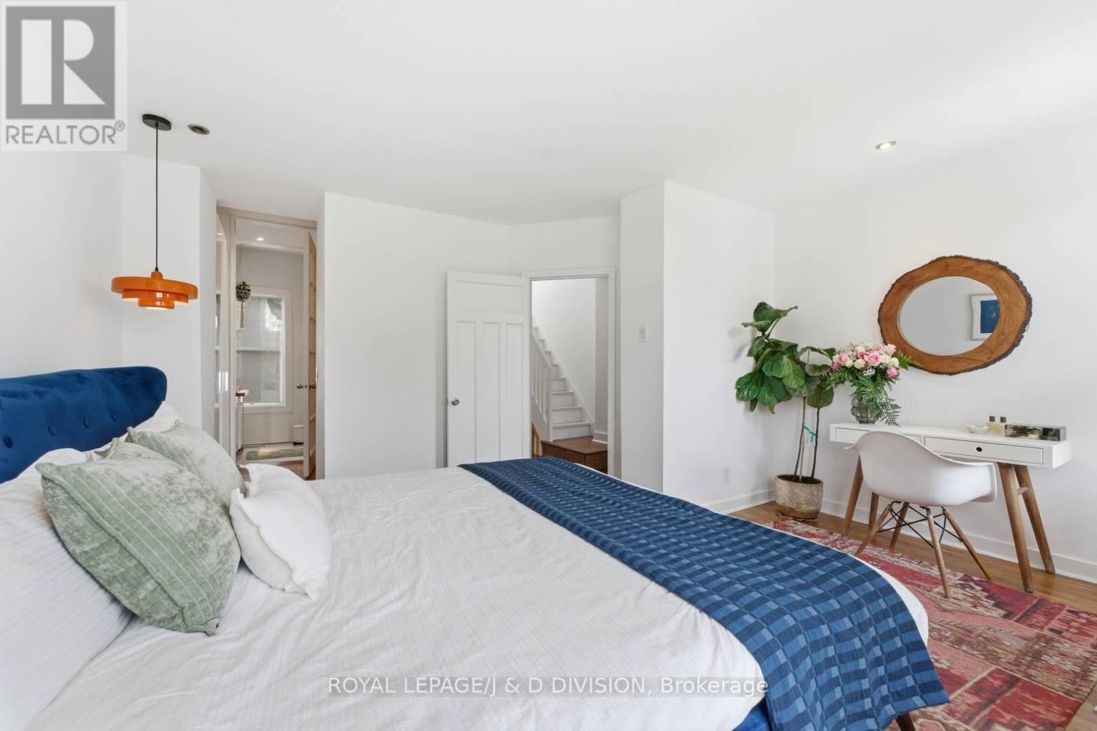 41 NOBLE STREET - 19