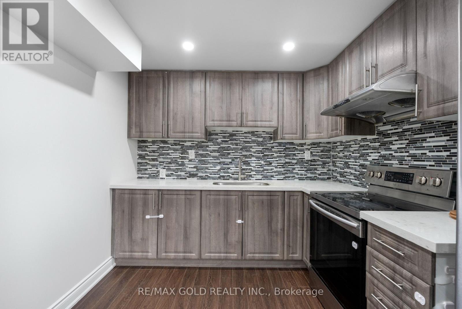 99 WATSONBROOK DRIVE - 39