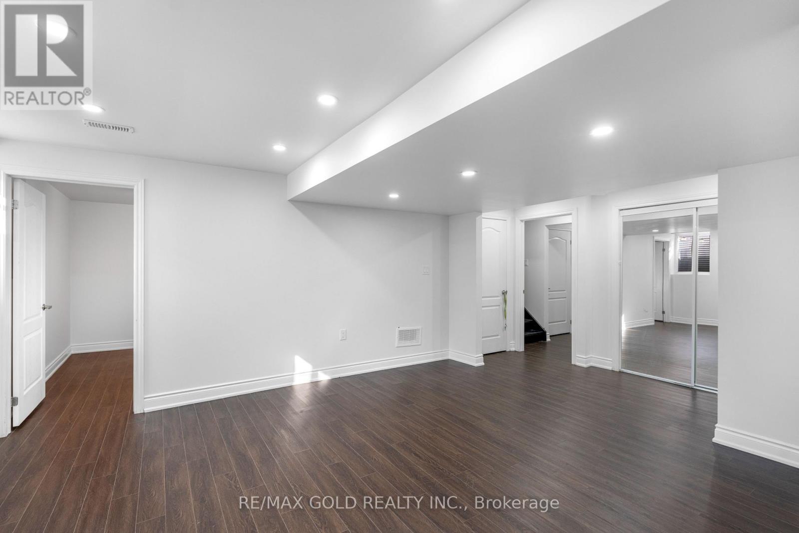99 WATSONBROOK DRIVE - 40