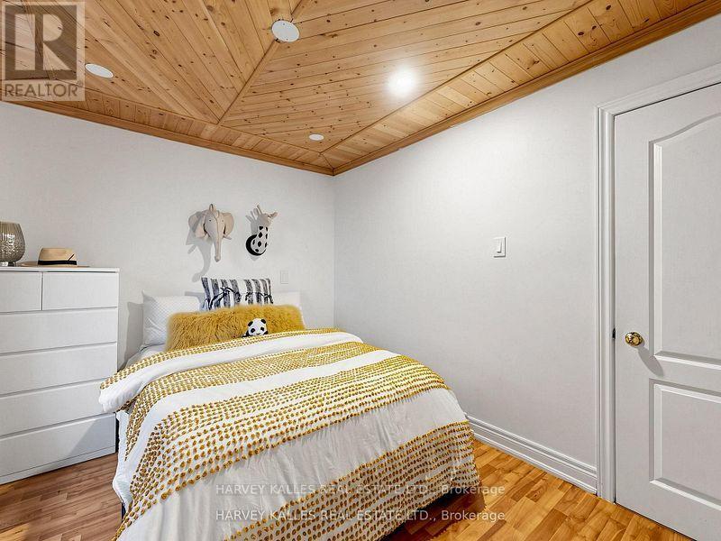 108 CALEDONIA ROAD - 31