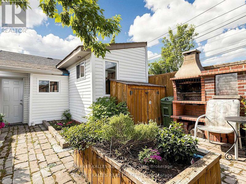 108 CALEDONIA ROAD - 47