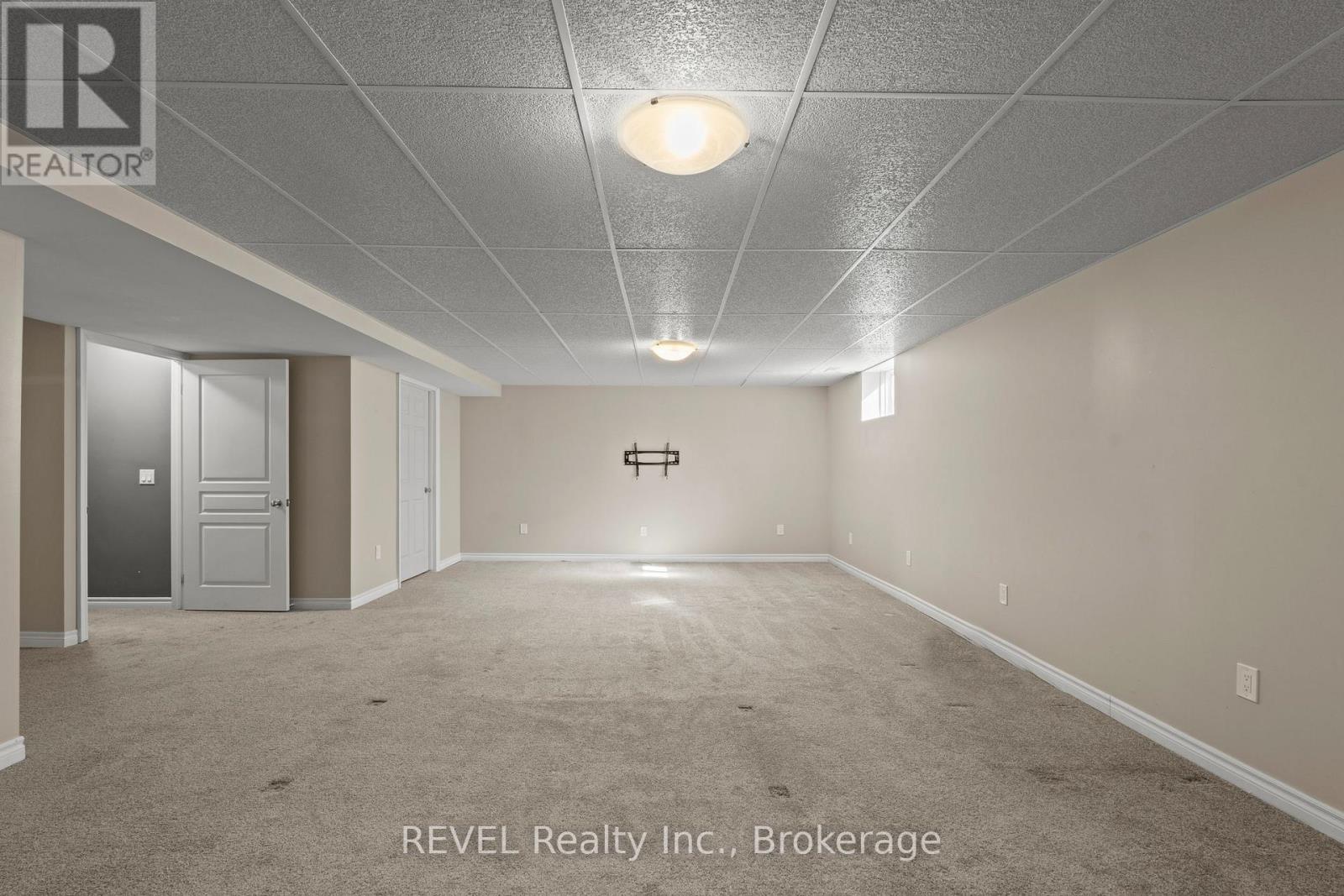 #3 605 WELLAND AVENUE - 19