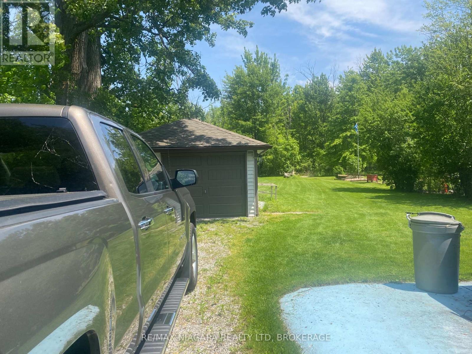 434 CRESCENT ROAD - 11