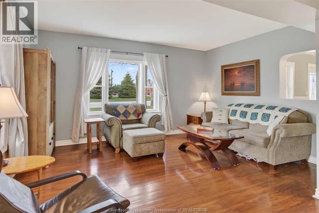 469 King STREET East - 12