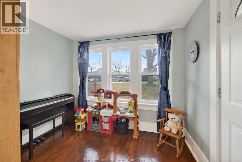 469 King STREET East - 13