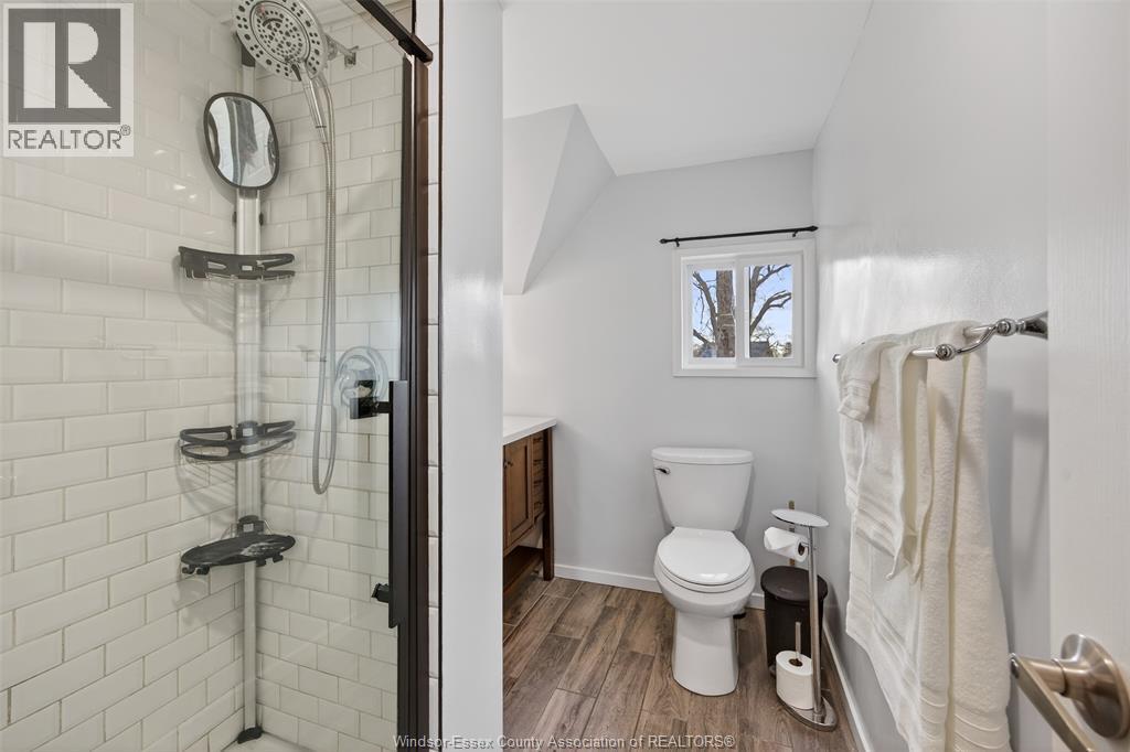 469 King STREET East - 24