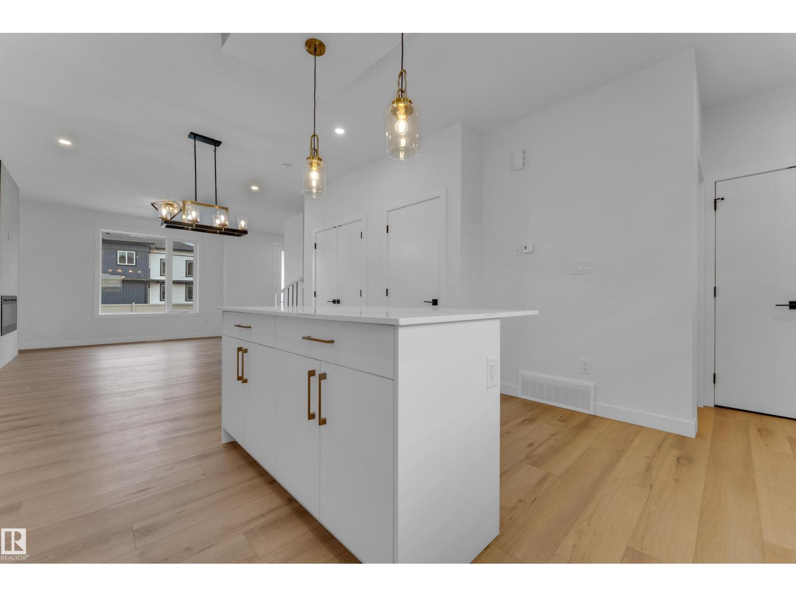 177 Graybriar DR - 9