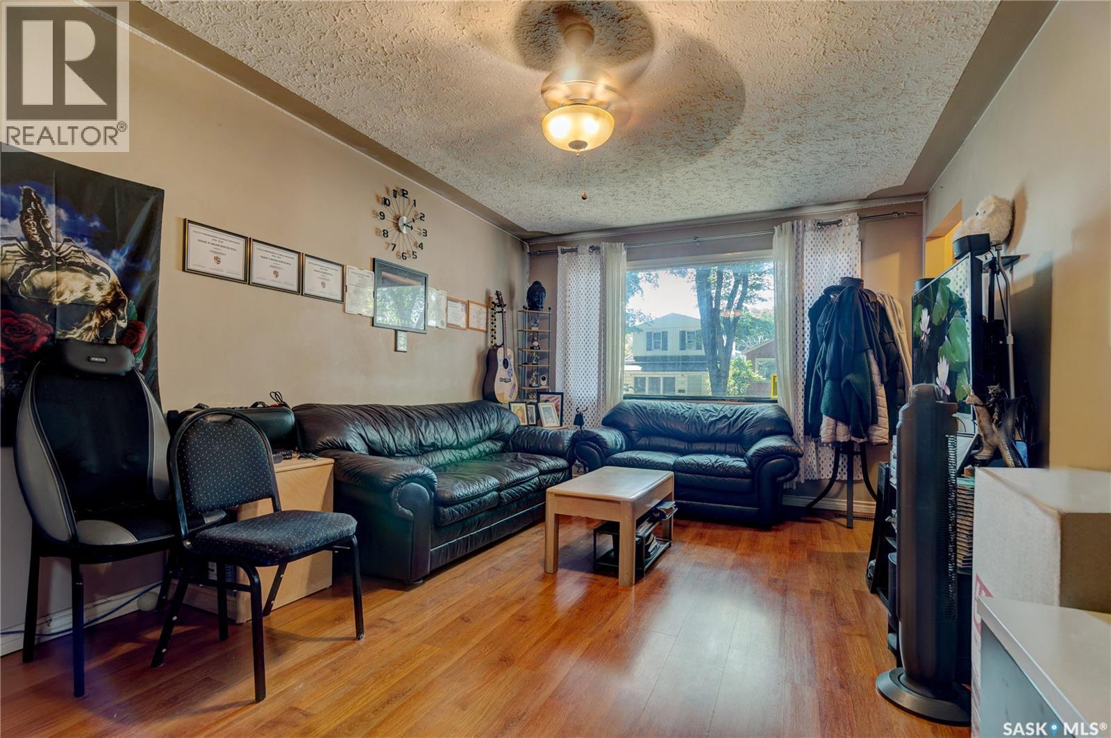 1745 Quebec STREET - 6
