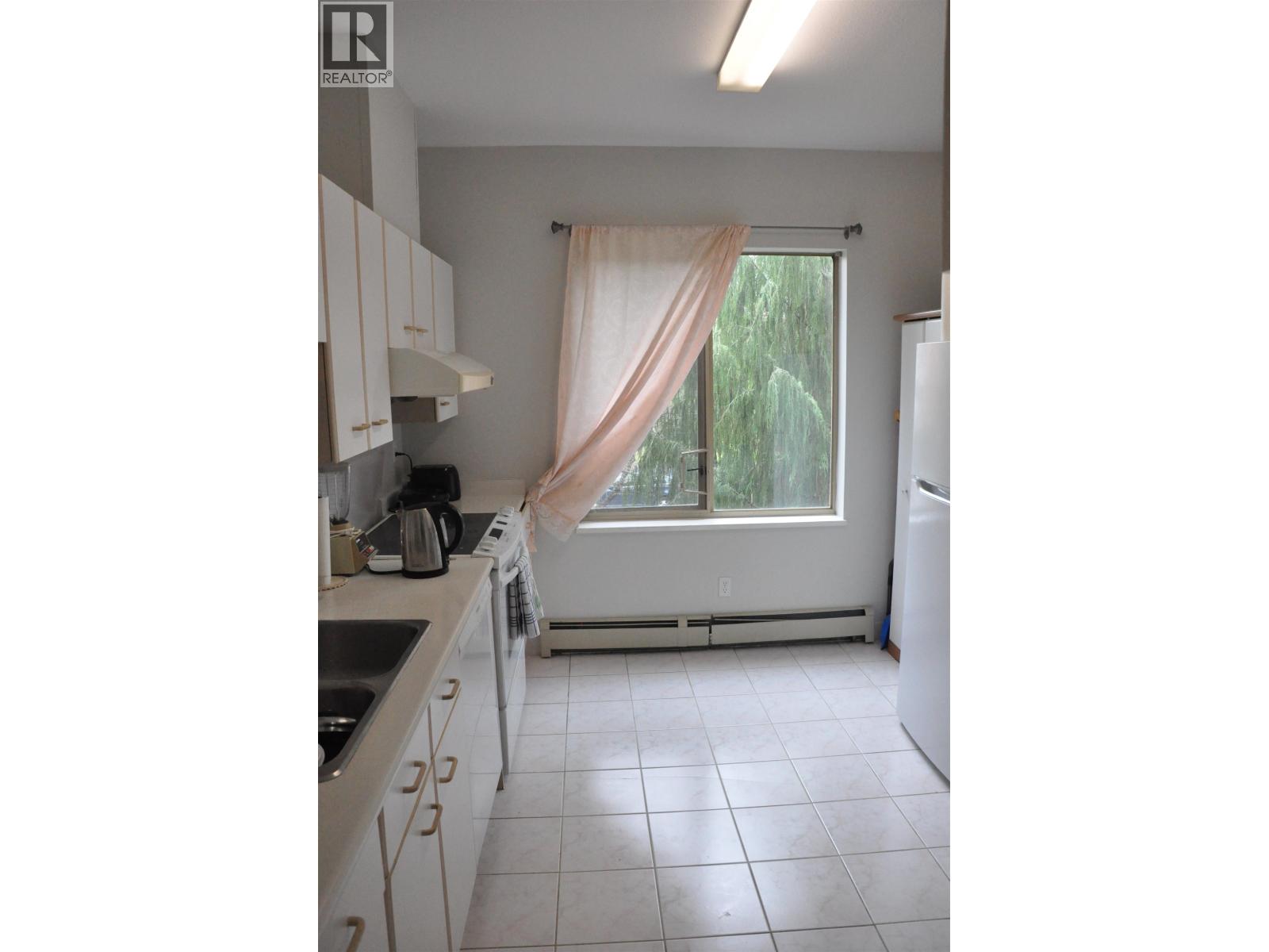 2 Bed, 2 Bath Apartment for Sale in Burnaby – 209 6688 BURLINGTON AVENUE, Burnaby – MLS# R3137096 - Image 13