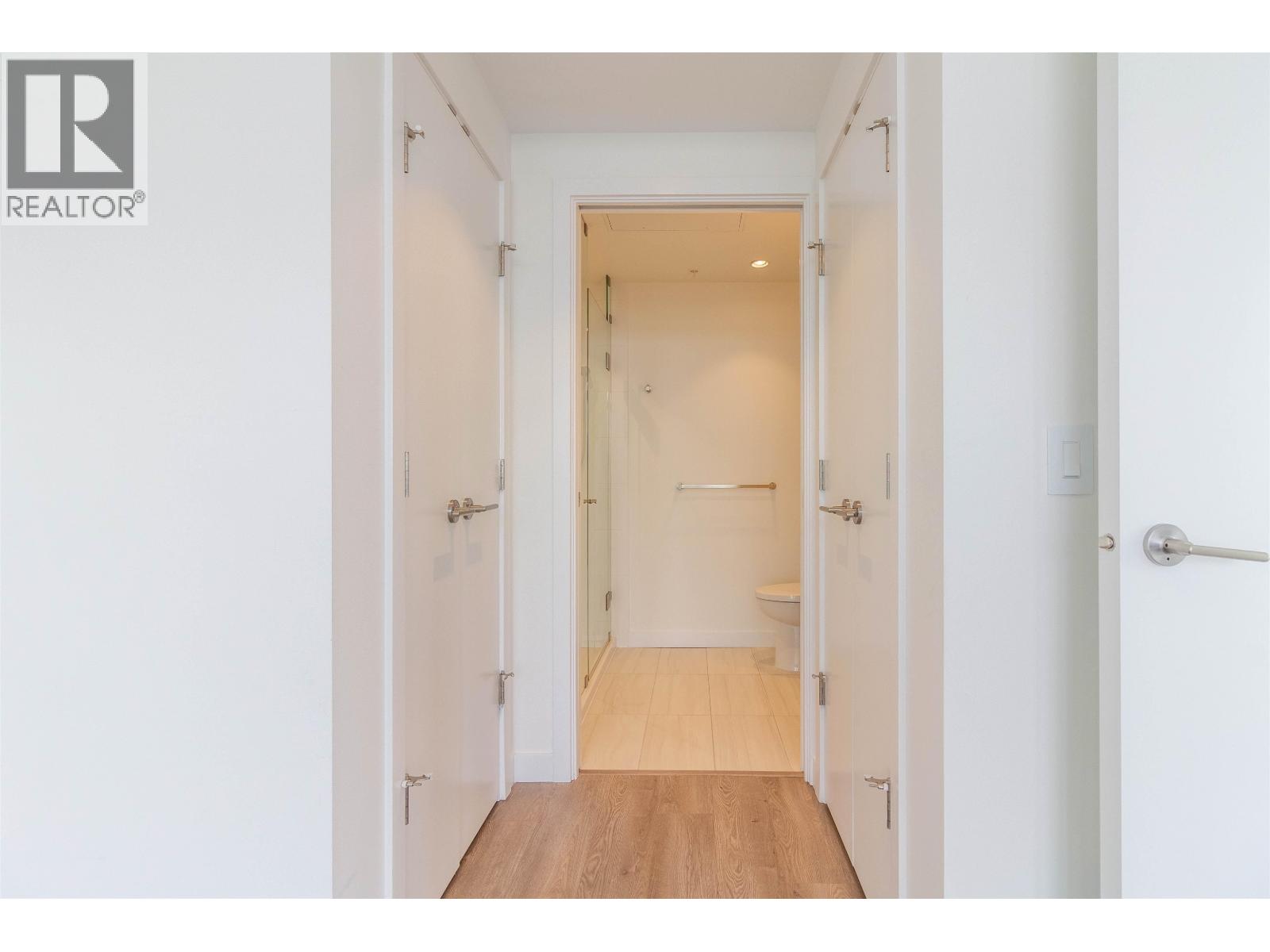 2 Bed, 2 Bath House for Sale in Coquitlam – 2002 505 NELSON STREET, Coquitlam – MLS# R3128184 - Image 26