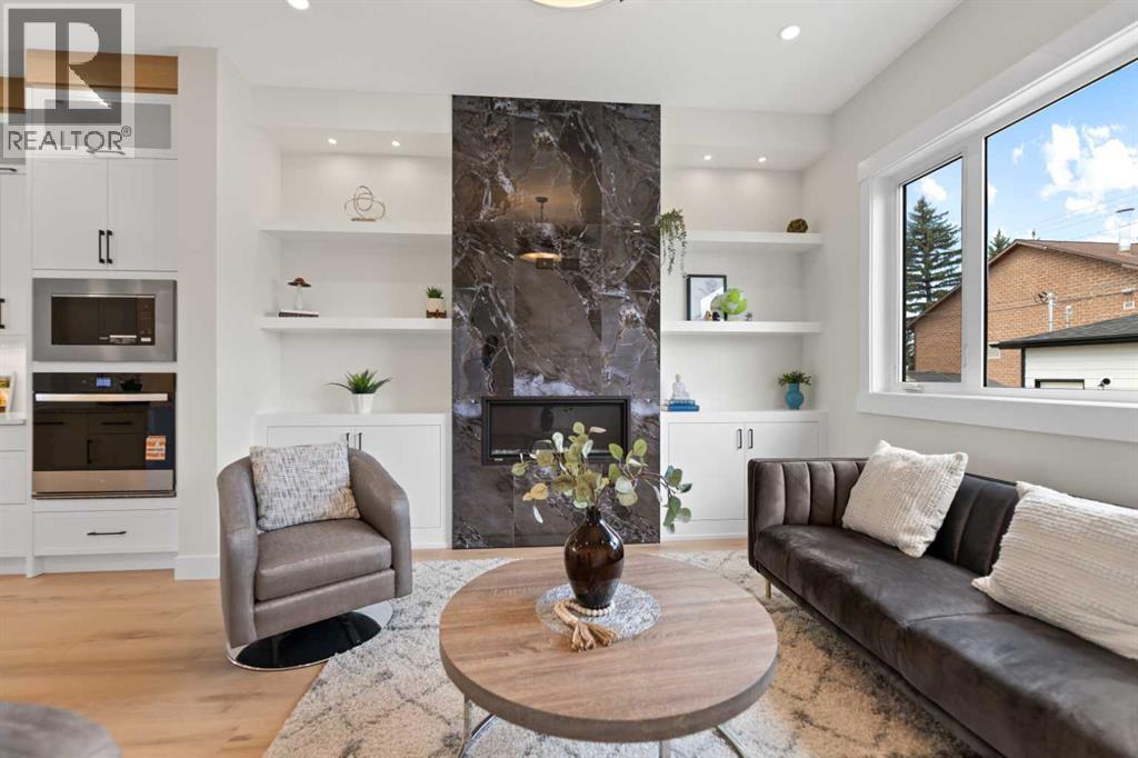 8106 47 Avenue NW - 12