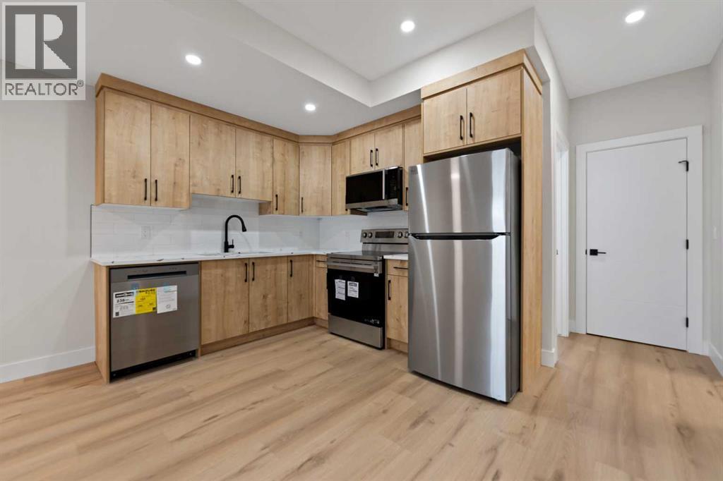 8106 47 Avenue NW - 34