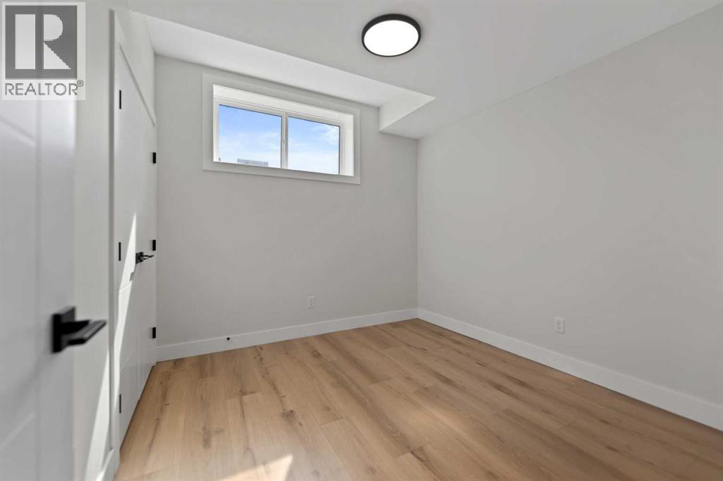 8106 47 Avenue NW - 36