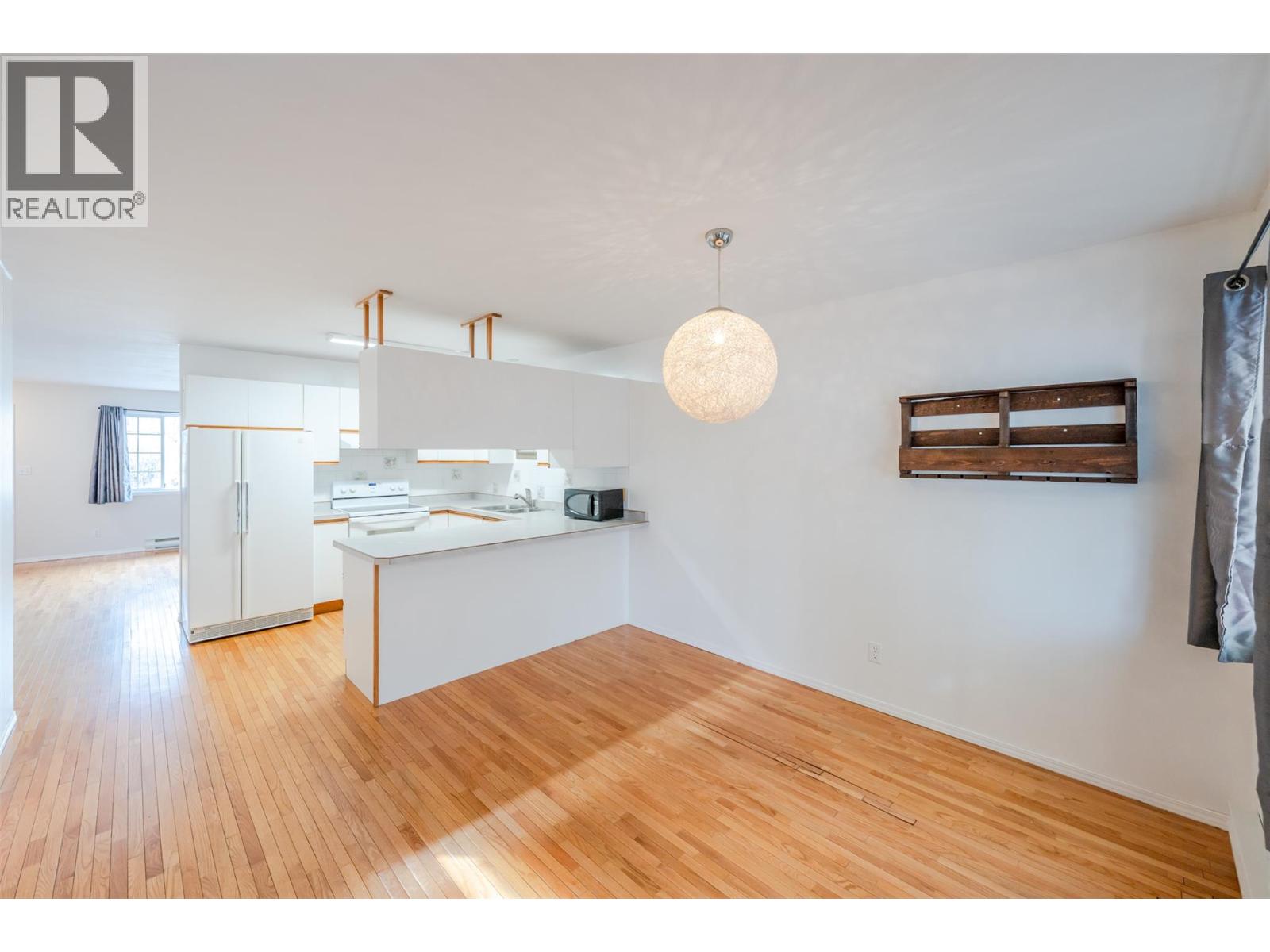 20 CACTUS Crescent - 16