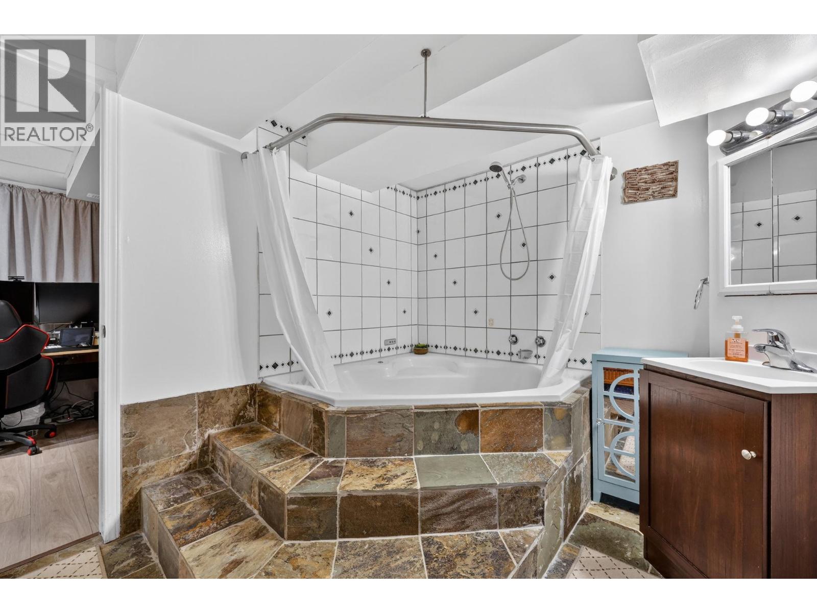10911 Sherman Drive - 24