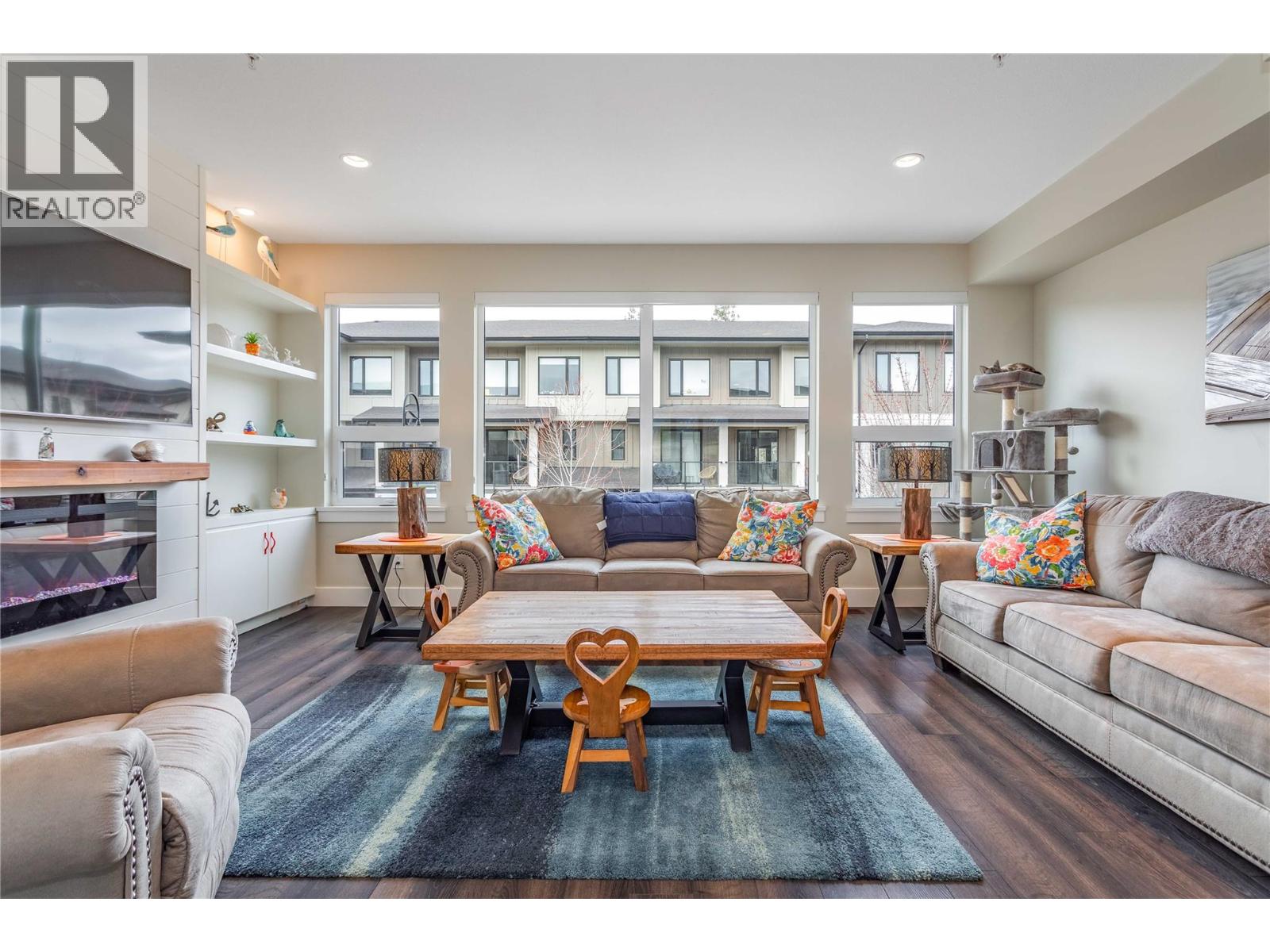 #37 12798 Lake Hill Drive - 16