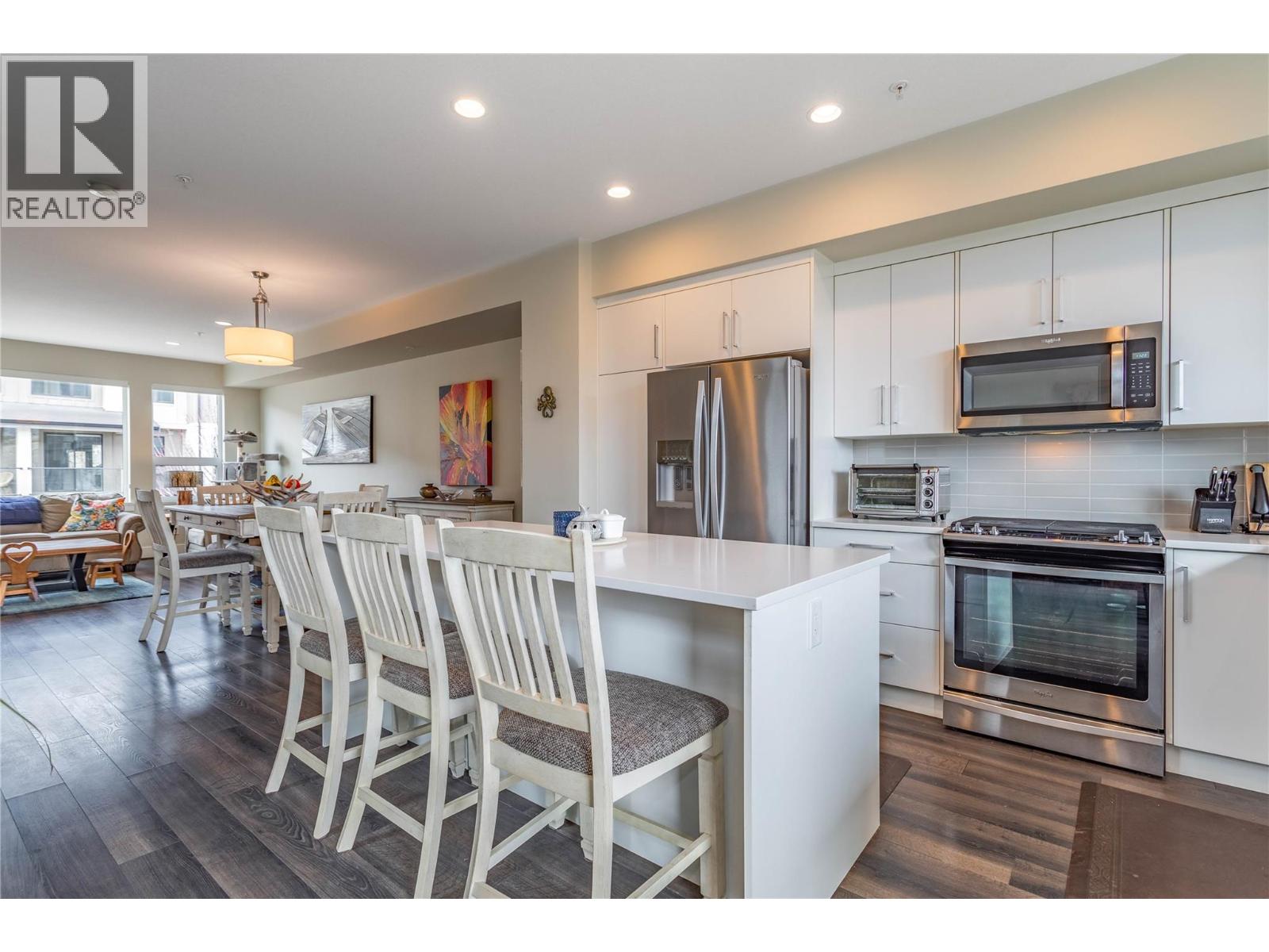 12798 Lake Hill Drive Unit# 37, Lake Country