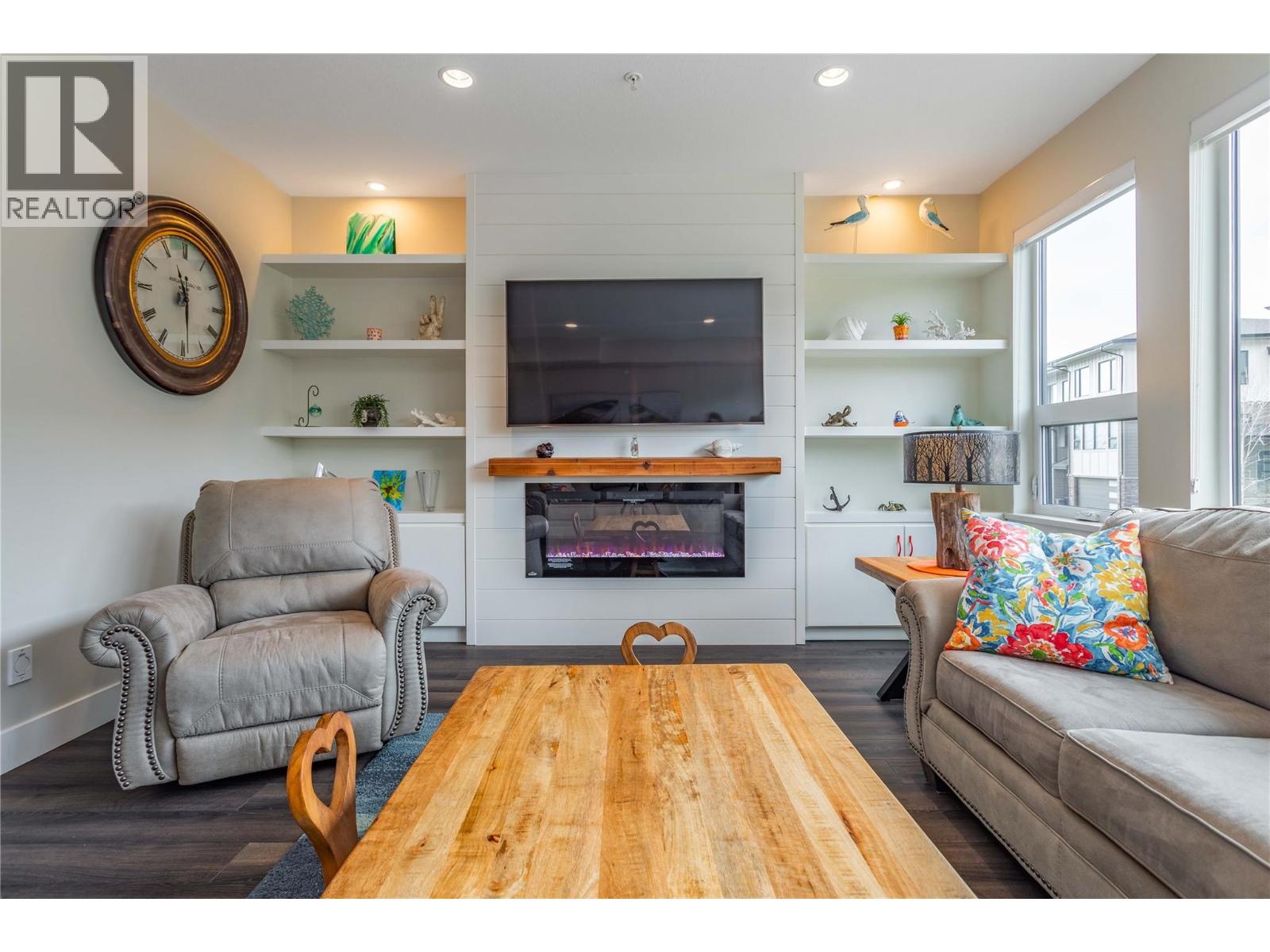 #37 12798 Lake Hill Drive - 14