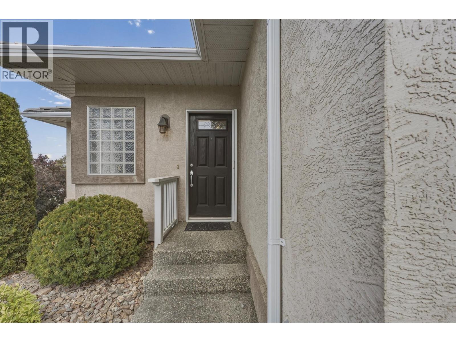 #11 124 Sarsons Road - 2