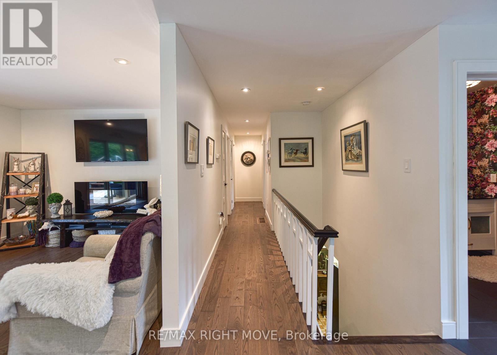 1220 BIRCHCLIFFE CRESCENT - 14