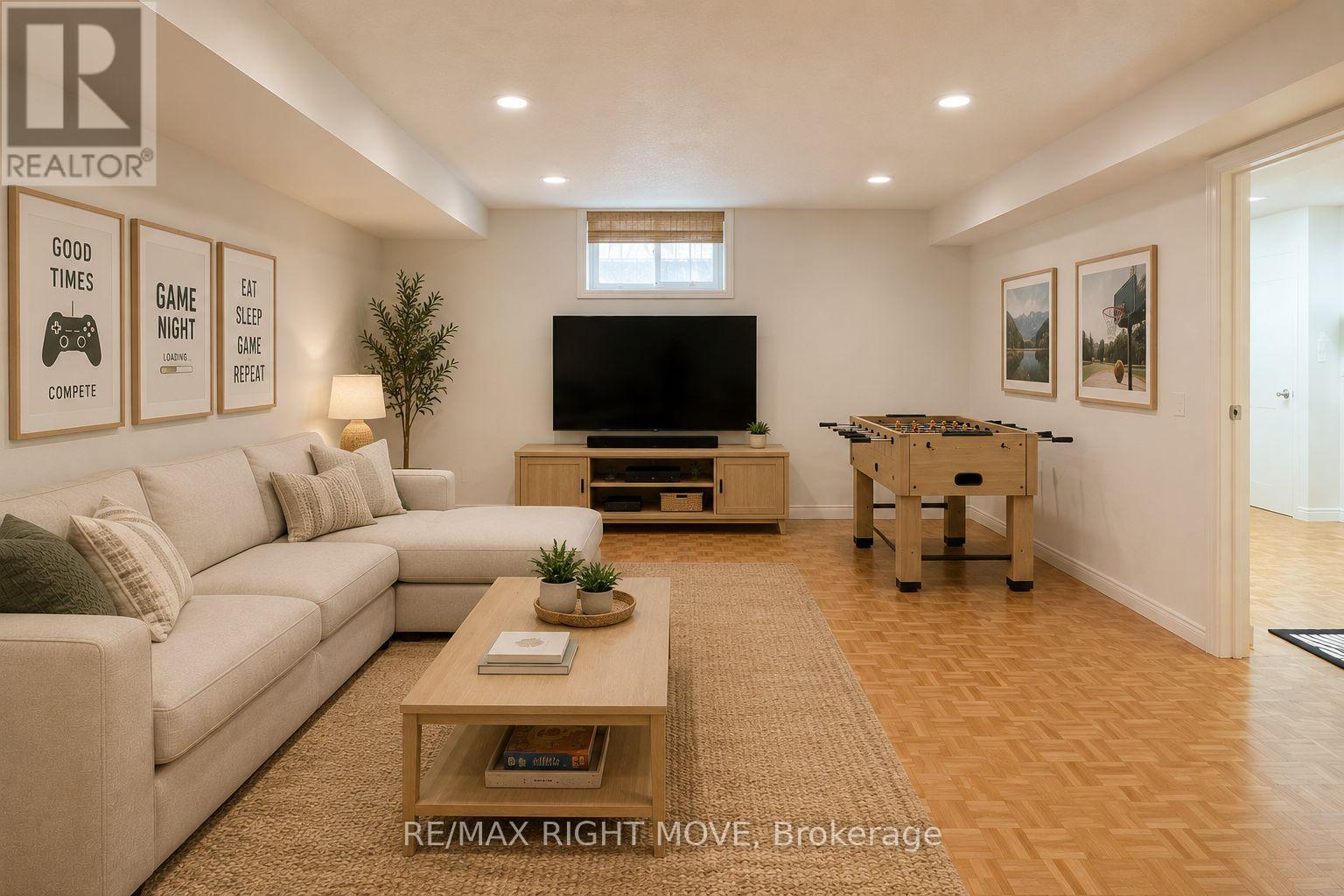 1220 BIRCHCLIFFE CRESCENT - 23