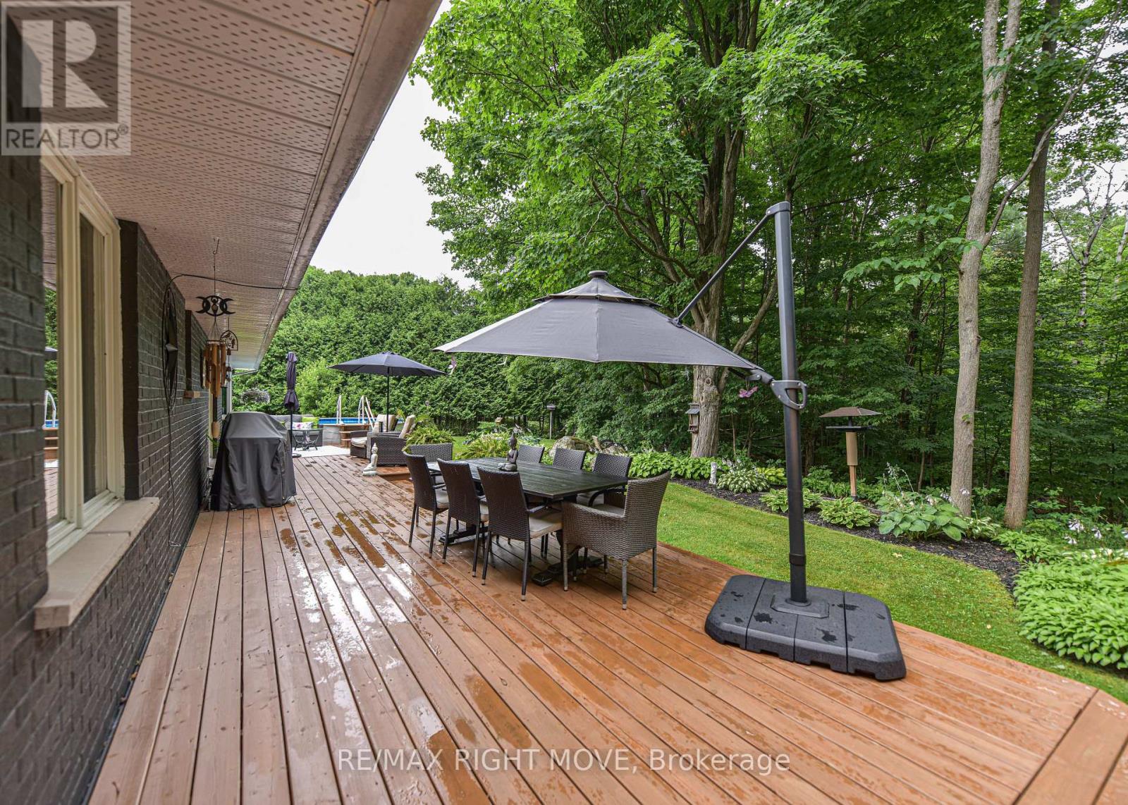 1220 BIRCHCLIFFE CRESCENT - 36
